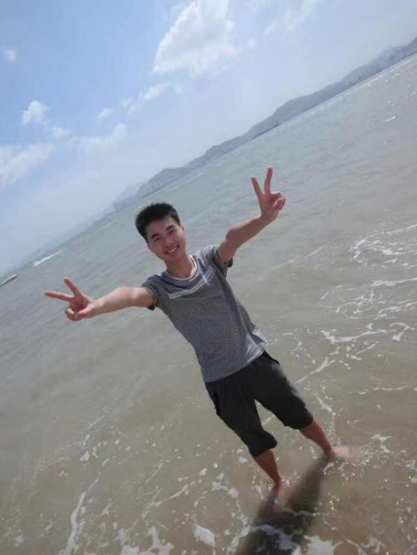 鱼头zzz的第二张照片--梅州相亲服务中心