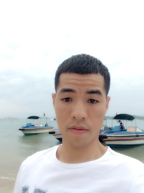 冷风的第一张照片--梅州相亲服务中心