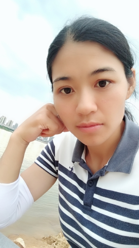 梅子的第一张照片--梅州相亲服务中心