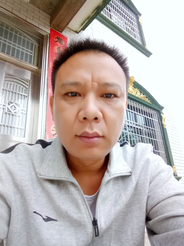 随缘的第一张照片--梅州相亲服务中心