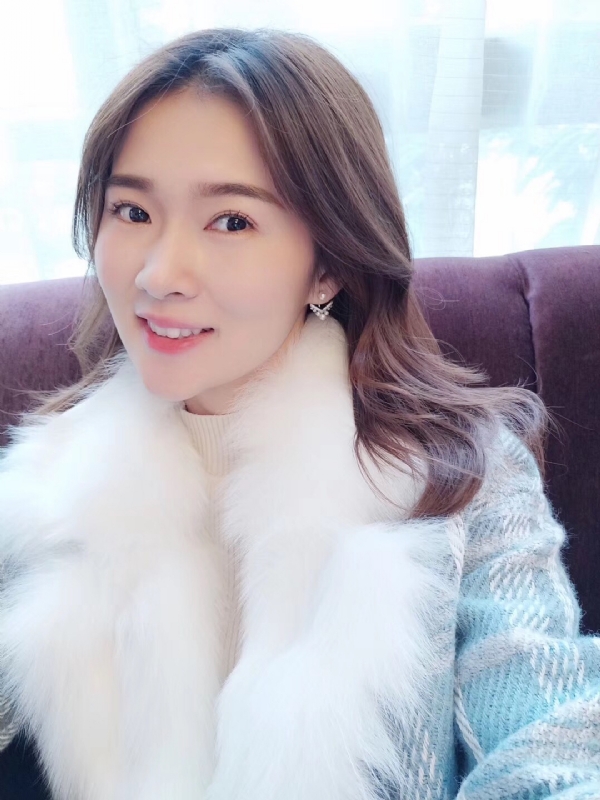 邓媛的第一张照片--梅州相亲服务中心