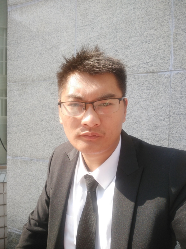 孤独的人的第一张照片--梅州相亲服务中心