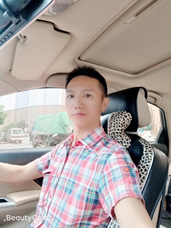 东方的第一张照片--梅州相亲服务中心