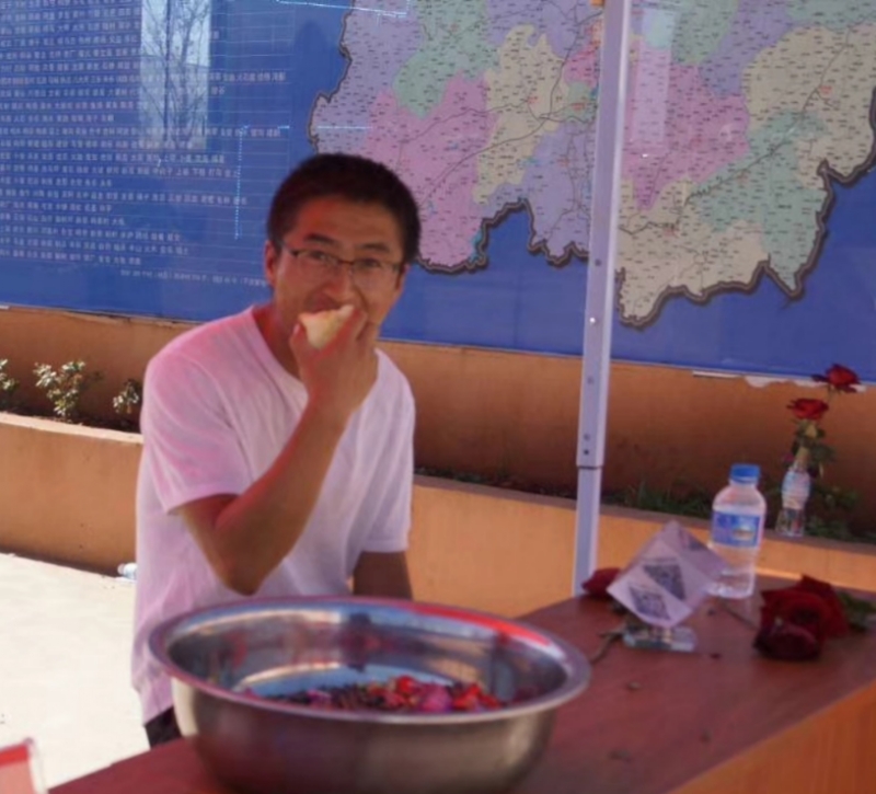 寻水的第一张照片--梅州相亲服务中心