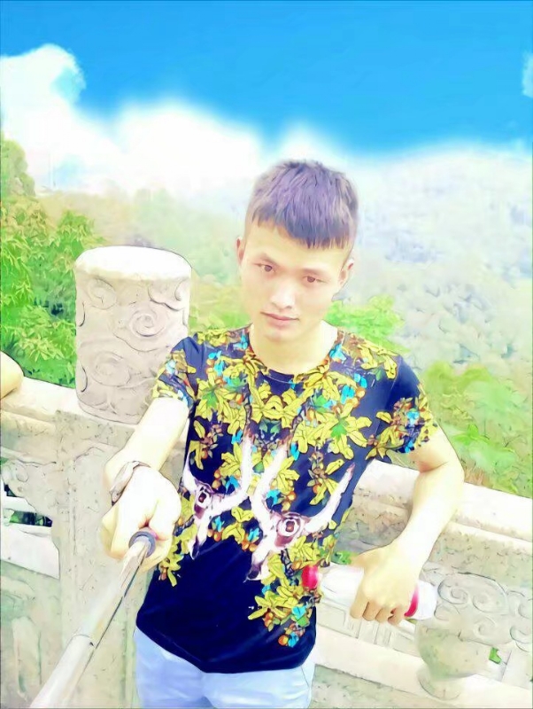 孤独王者元首的第一张照片--梅州相亲服务中心