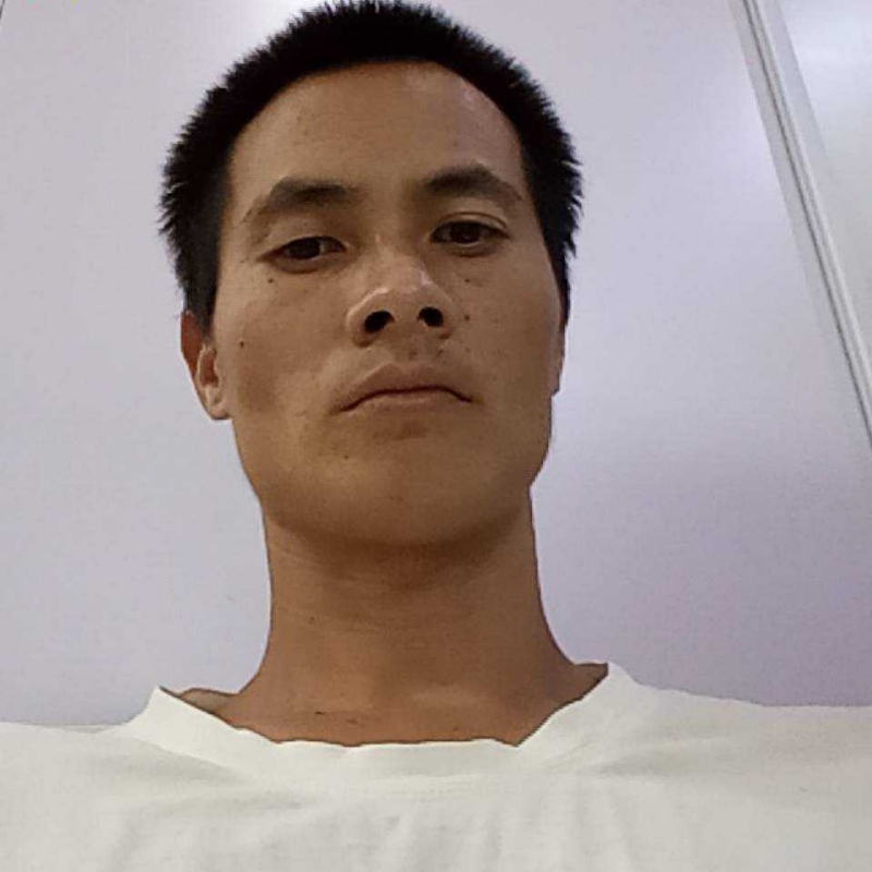 孤独的第一张照片--梅州相亲服务中心