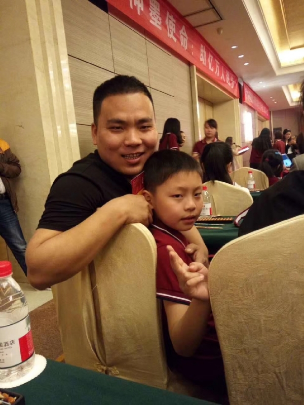 峰回路转的第一张照片--梅州相亲服务中心