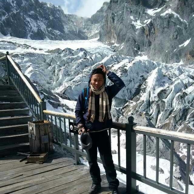 眯眯的第一张照片--梅州相亲服务中心