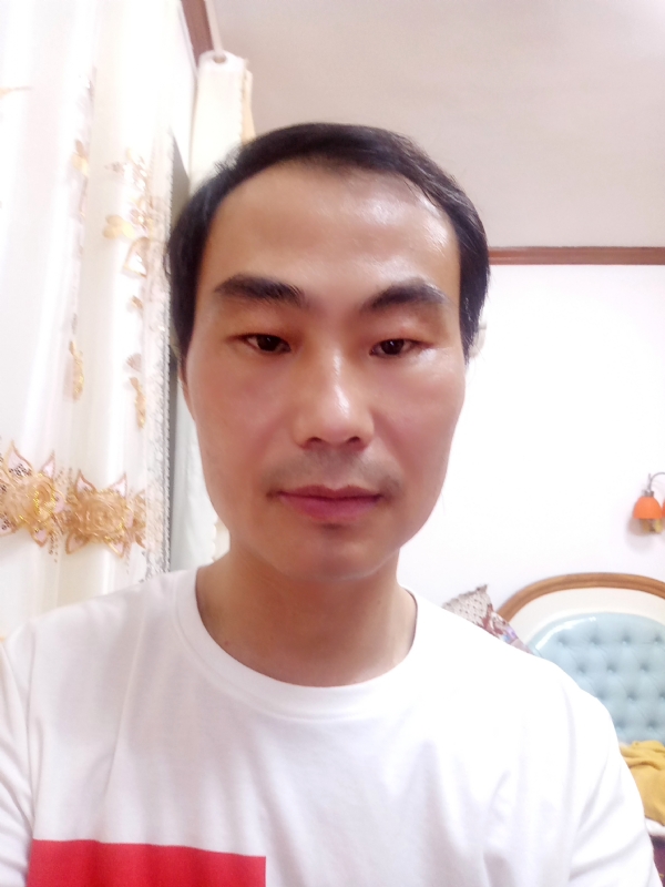 光明的第一张照片--梅州相亲服务中心