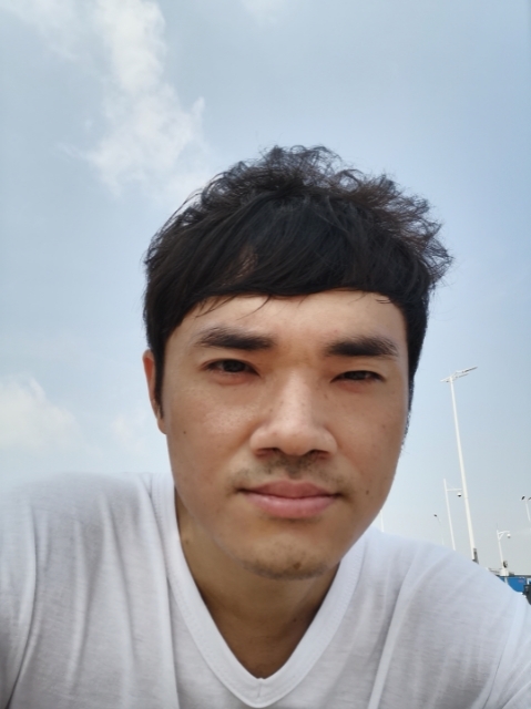 老实人的第一张照片--梅州相亲服务中心