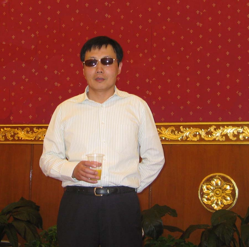 威胜的第二张照片--梅州相亲服务中心