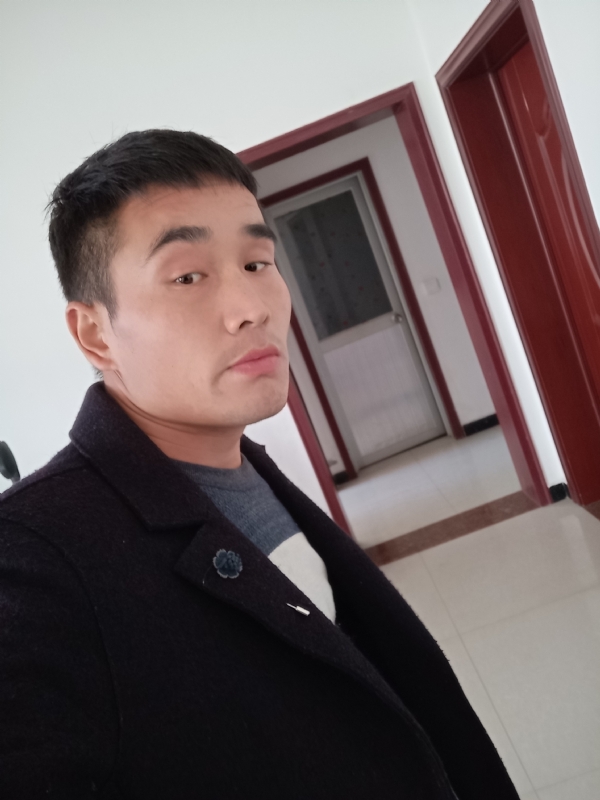 醒醒吧兄弟的第一张照片--梅州相亲服务中心