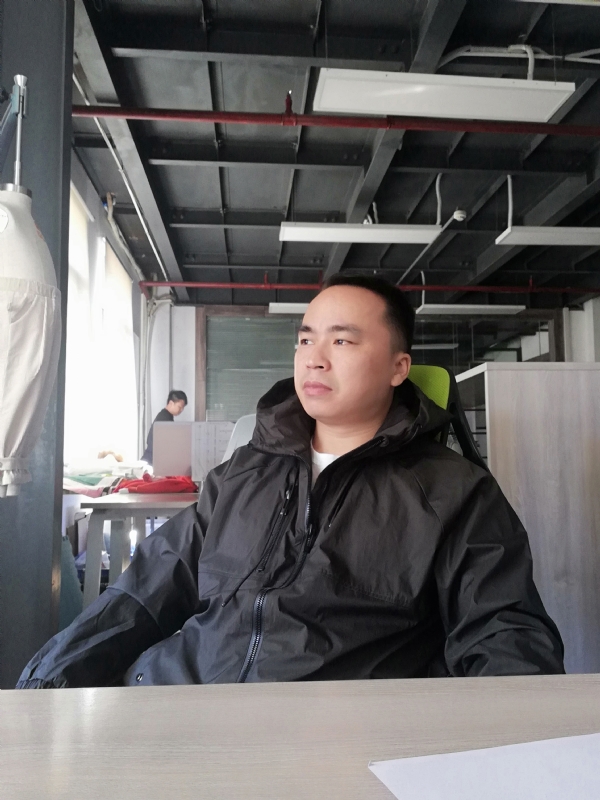 左眼皮跳跳的第一张照片--梅州相亲服务中心