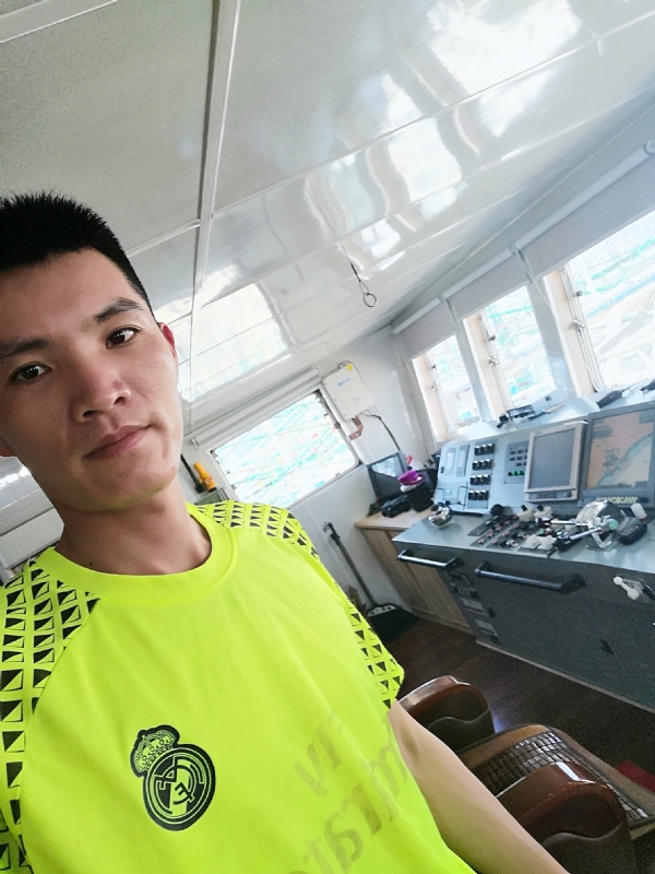 眼里都是你的第一张照片--梅州相亲服务中心