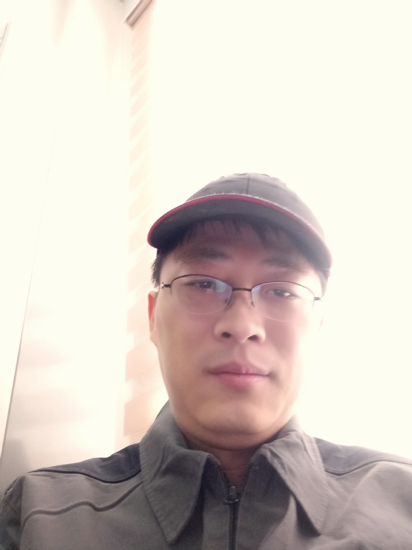 小马哥的第一张照片--梅州相亲服务中心