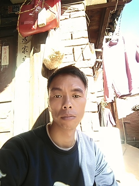 等会就睡的第一张照片--梅州相亲服务中心