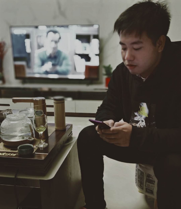 嗯今年能脱单吗的第一张照片--梅州相亲服务中心