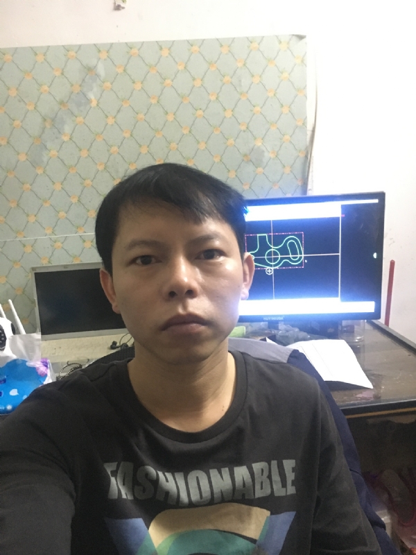 黄叶枫的第一张照片--梅州相亲服务中心