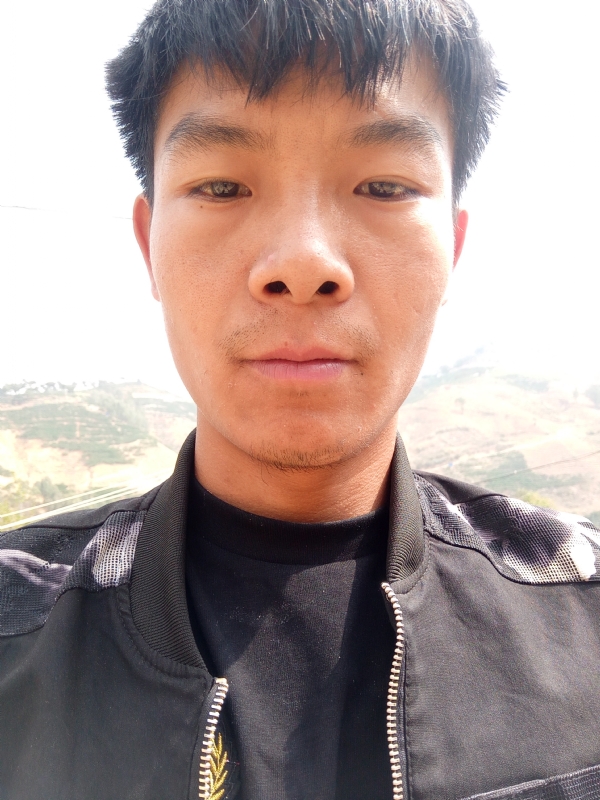 唐伟的第一张照片--梅州相亲服务中心