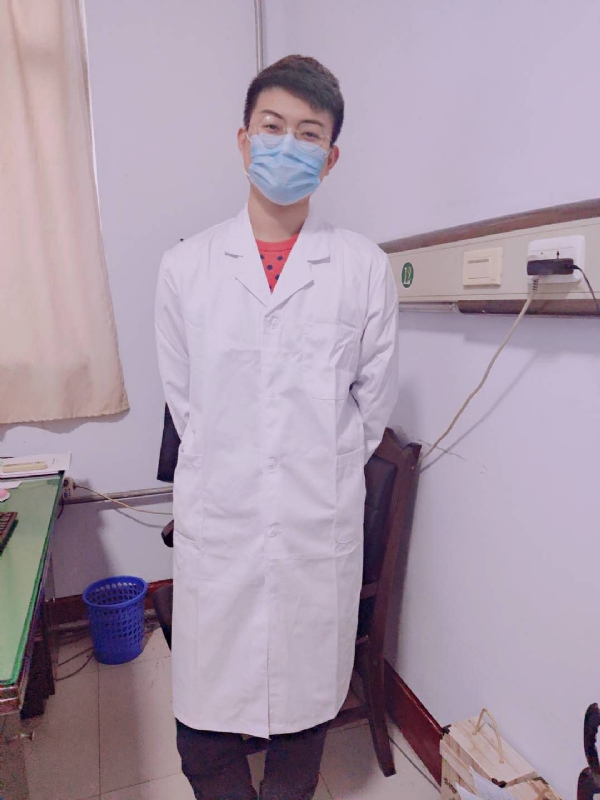 Leslie的第一张照片--梅州相亲服务中心