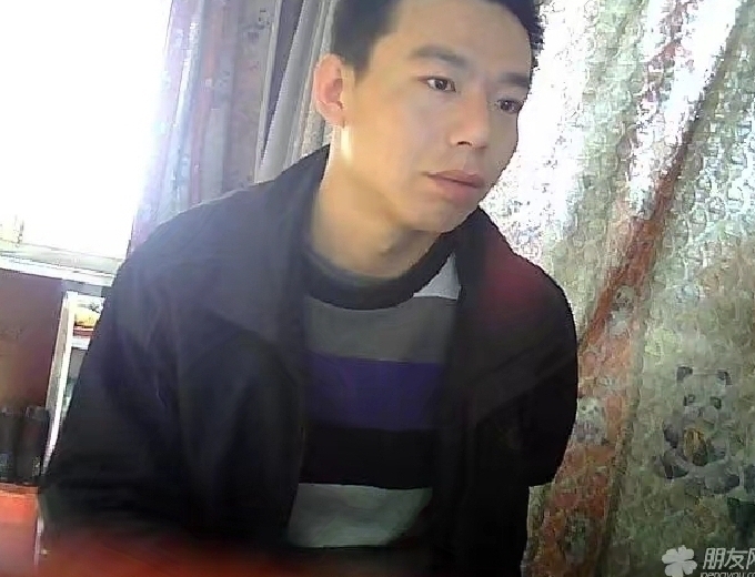 向钱奔跑的第一张照片--梅州相亲服务中心