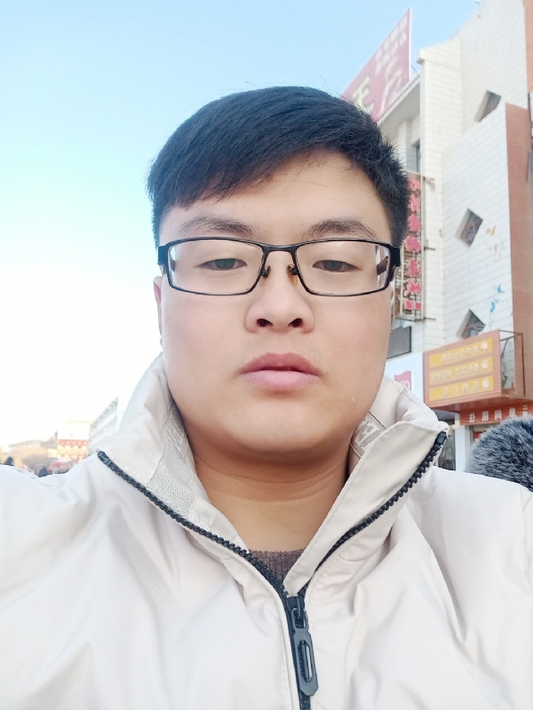 执子之手与子偕老的第一张照片--梅州相亲服务中心