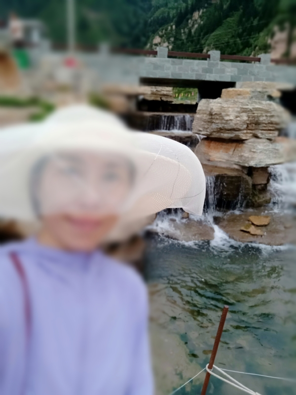 沥秋的第一张照片--梅州相亲服务中心