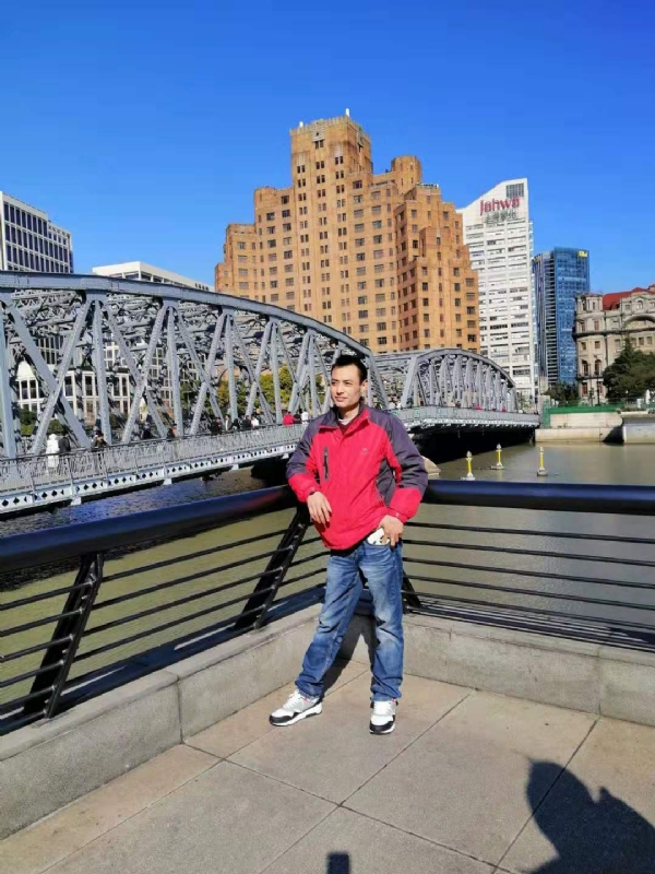 老乐的第一张照片--梅州相亲服务中心