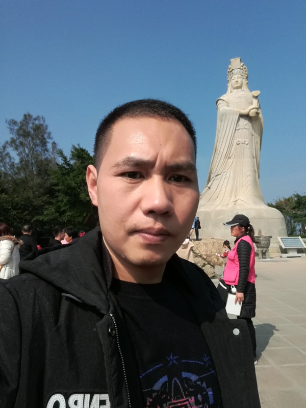 不羁的风的第一张照片--梅州相亲服务中心