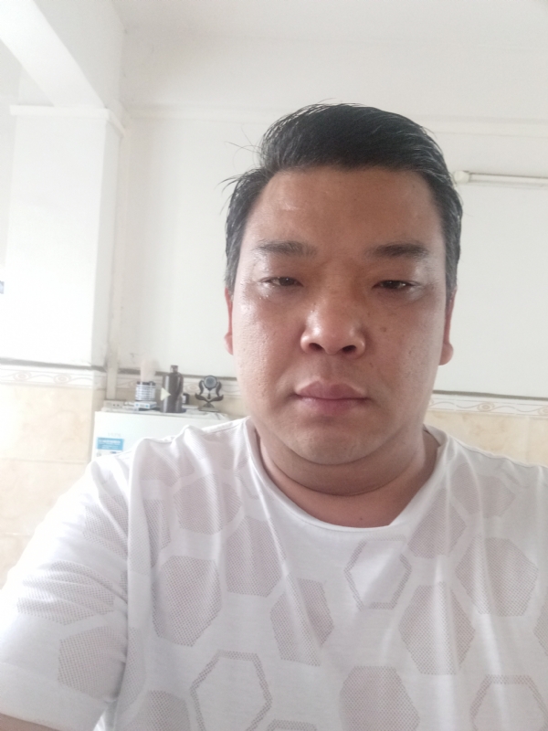 帅帅的第一张照片--梅州相亲服务中心