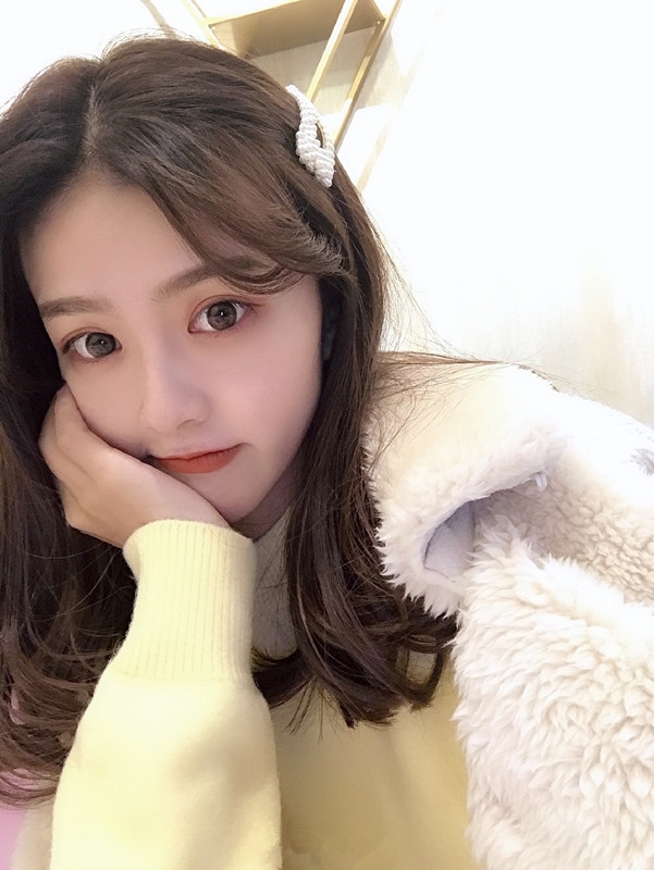 薇薇外送的第一张照片--梅州相亲服务中心