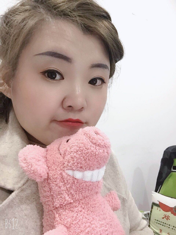 李娜的第一张照片--梅州相亲服务中心