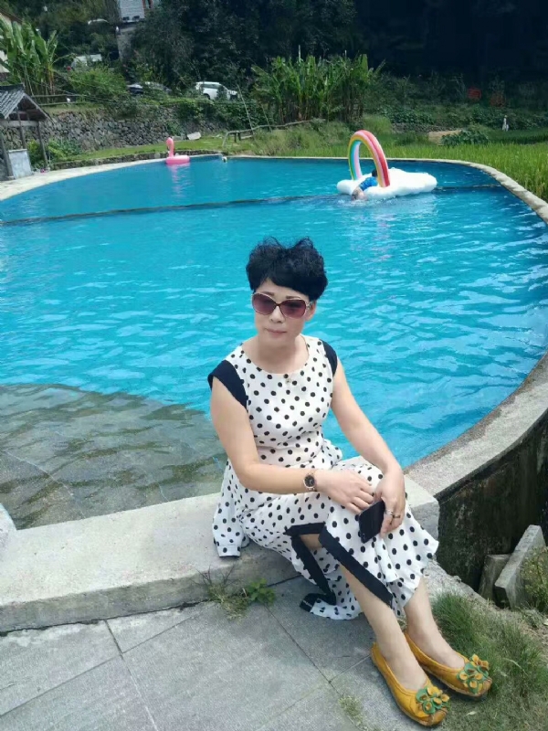 守望幸福的第一张照片--梅州相亲服务中心