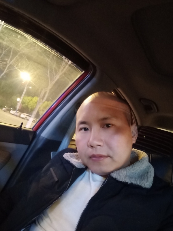 平平淡淡的第二张照片--梅州相亲服务中心