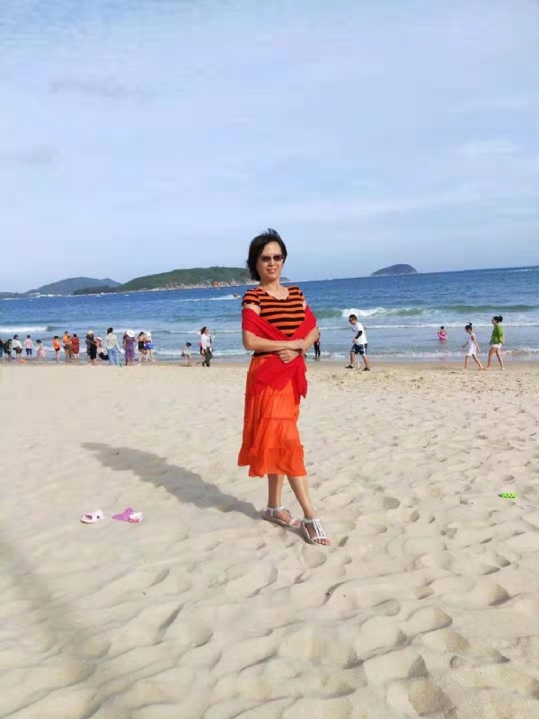 ruwu的第一张照片--梅州相亲服务中心