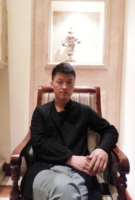 制片人杨亚林的第一张照片--梅州相亲服务中心