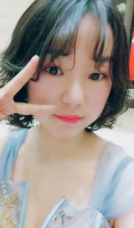 小c猫的第一张照片--梅州相亲服务中心