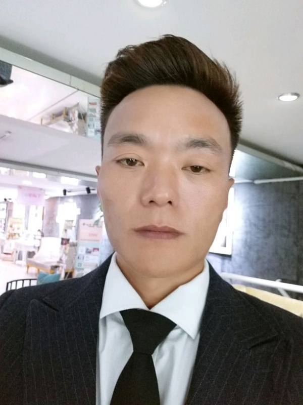 醉酒的蝴蝶的第一张照片--梅州相亲服务中心