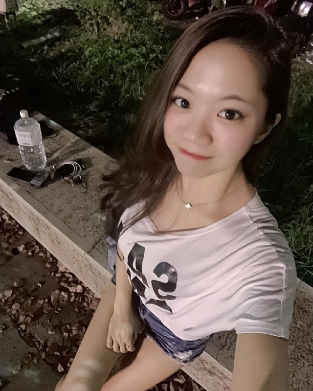 欣欣的第一张照片--梅州相亲服务中心