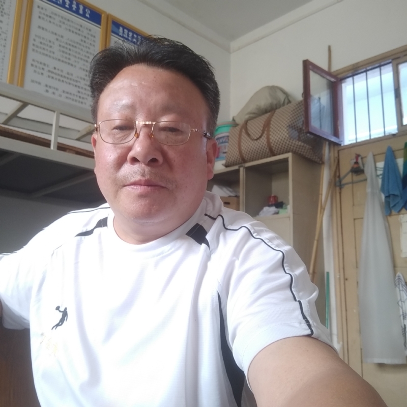 咣次次的第一张照片--梅州相亲服务中心