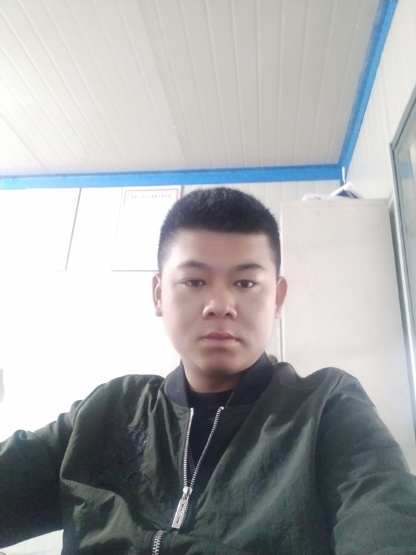 少校的第一张照片--梅州相亲服务中心