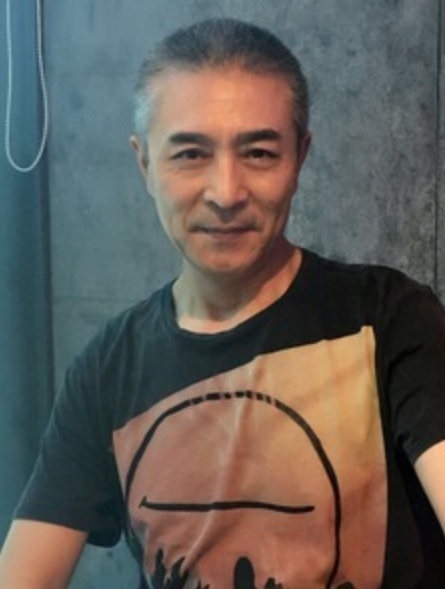 拥抱明天的第一张照片--梅州相亲服务中心