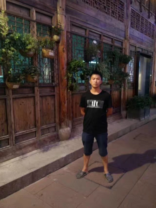 回忆的第一张照片--梅州相亲服务中心