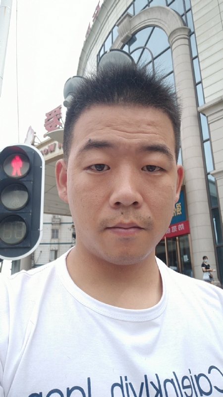 夜空的第一张照片--梅州相亲服务中心