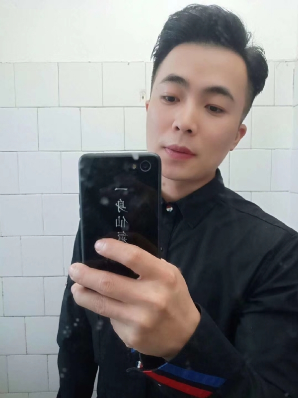 画地为牢的第一张照片--梅州相亲服务中心