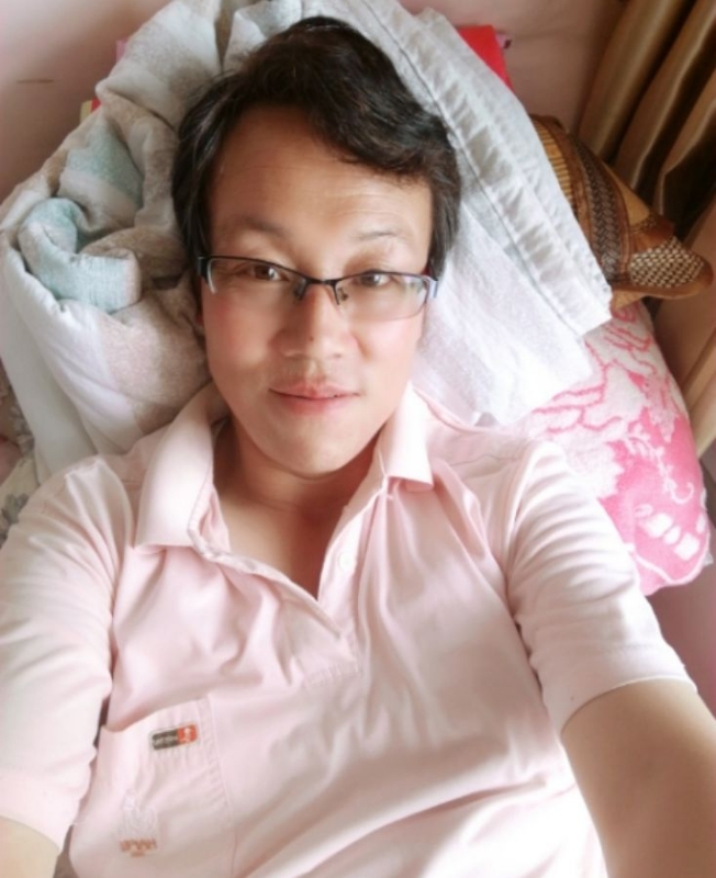 一吻天荒的第一张照片--梅州相亲服务中心