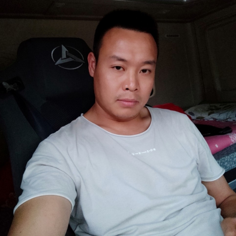 默默的第二张照片--梅州相亲服务中心