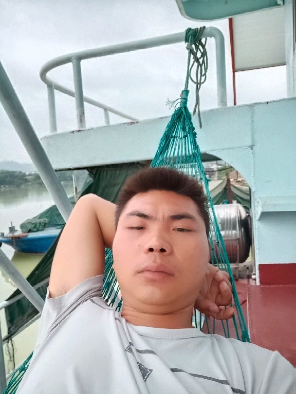 小哥哥的第一张照片--梅州相亲服务中心