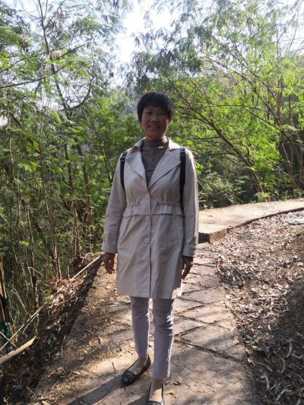 兰草的第一张照片--梅州相亲服务中心