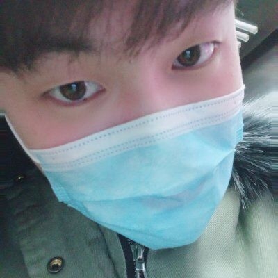 大学生的第一张照片--梅州相亲服务中心